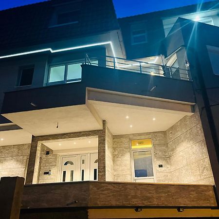 Magic M Apartment Mali Mokri Lug Εξωτερικό φωτογραφία